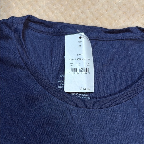 Navy USA Graphic T-Shirt - Picture 3 of 4